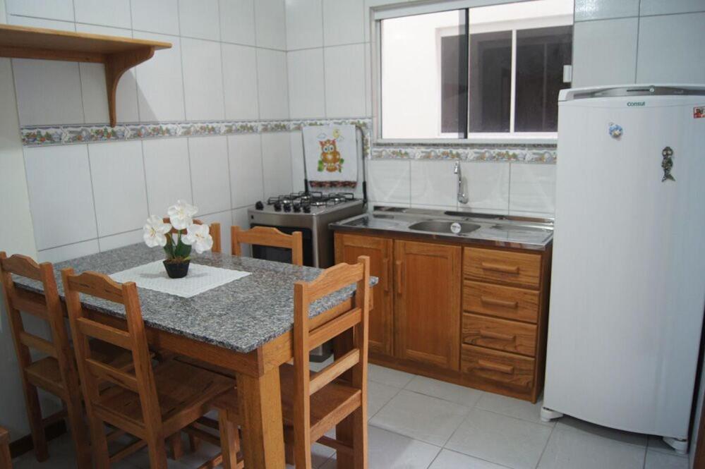 Pousada Pegadas Na Areia Palhoca Room photo